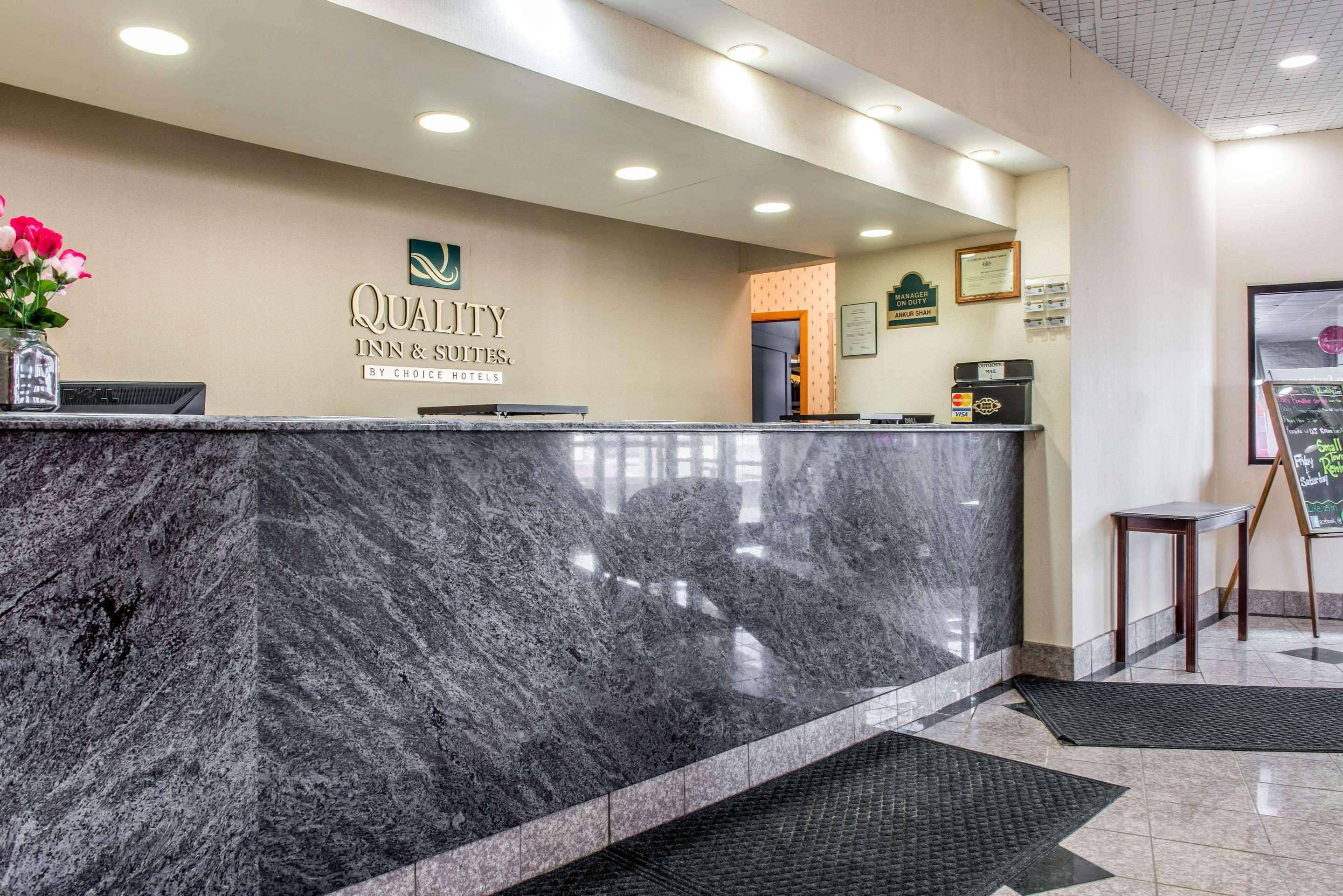 Quality Inn & Suites Fairview  Ngoại thất bức ảnh